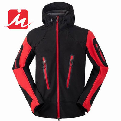 Bergwasserdichte Softshell-Jacken-Männer im Freien, die Winter-Jacken wandern