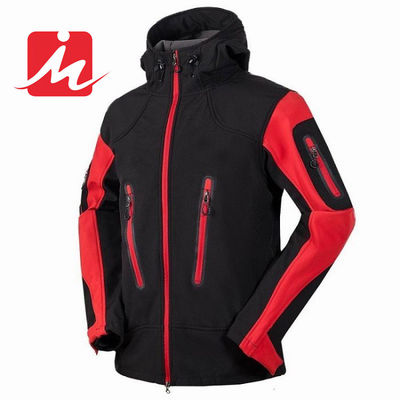 Bergwasserdichte Softshell-Jacken-Männer im Freien, die Winter-Jacken wandern